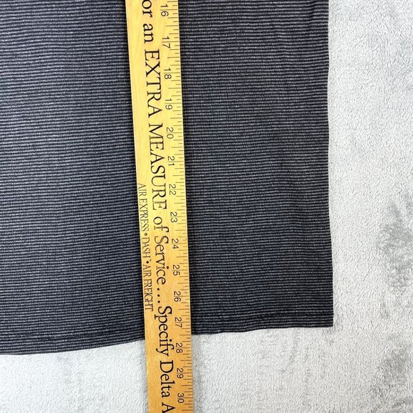 Vintage 90's Single Stitch Las Vegas Nevada Pinstriped Short Sleeve T-Shirt USA - Picture 9 of 9